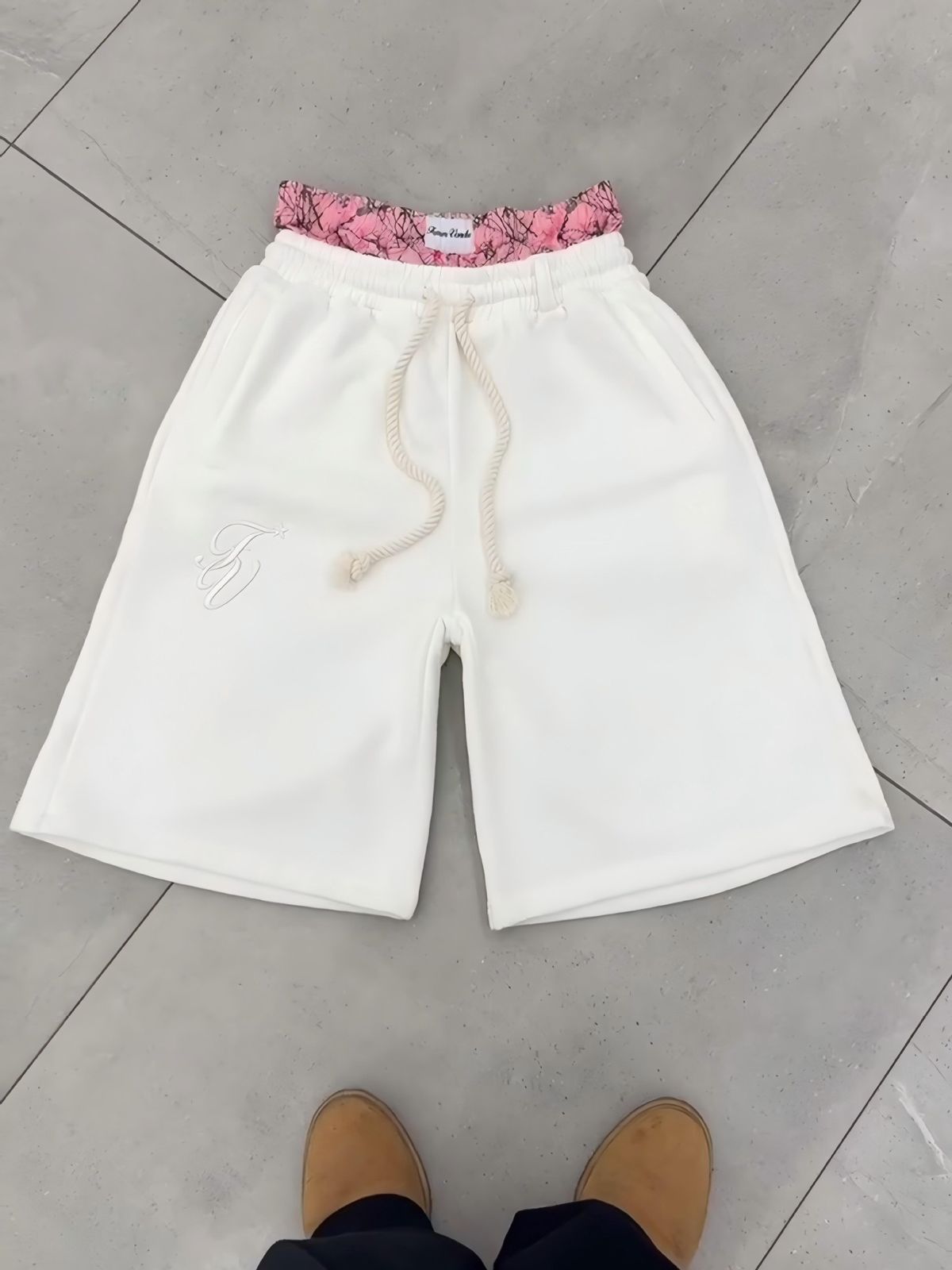 Spot American High Street Fashion Brand Cross Border Y2K Double Waist Head Shorts Men And Women Loose Fashion Embroidered Casual Shorts_viptrois.com