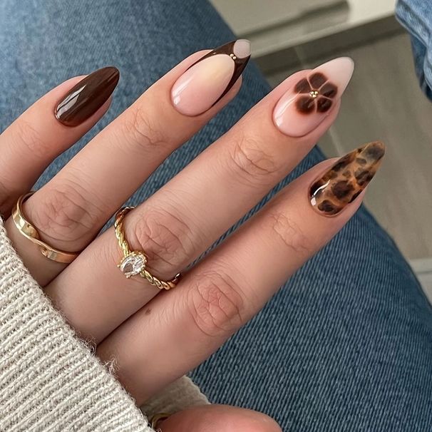 European And American Wearable Nail Rendering Nail Piece Sweet Cool Leopard Flower Short Almond Shape False Nail Finished Product_viptrois.com