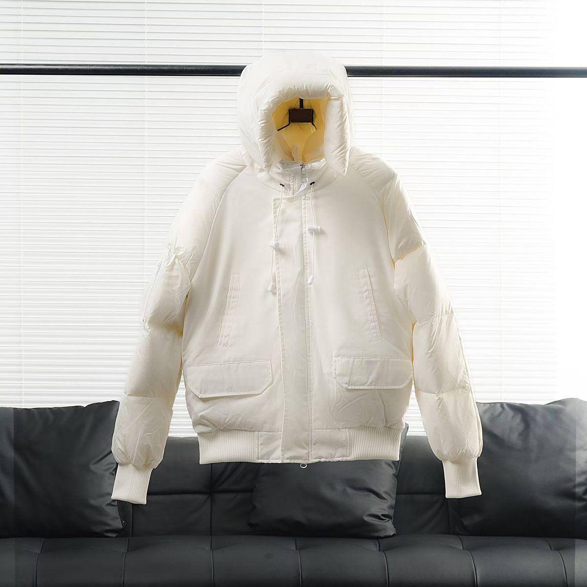 Men's Clothing Winter Warm Goose Down Pilot Jacket With Hood, Windproof & Anti-Cold, Loose Fit, Short Length, 650+ Fill Power, 86-90% White Goose Down_viptrois.com