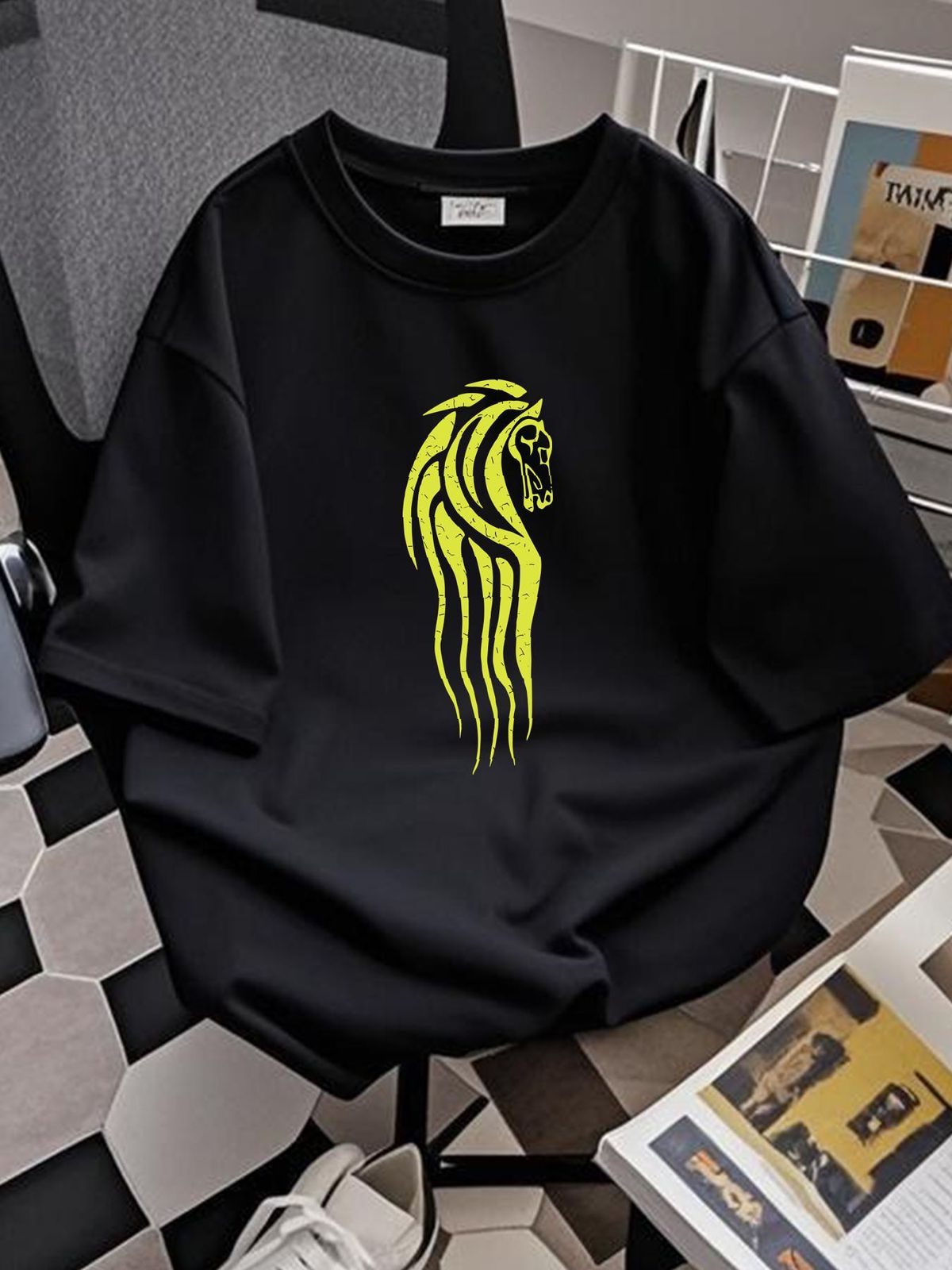 Horse Banner II T-Shirt Lord Riders Of Rohan The Eomer Riders Rings Flag Symbol Graphic Stylish Summer Designer Clothes Slightly Stretched Soft_viptrois.com