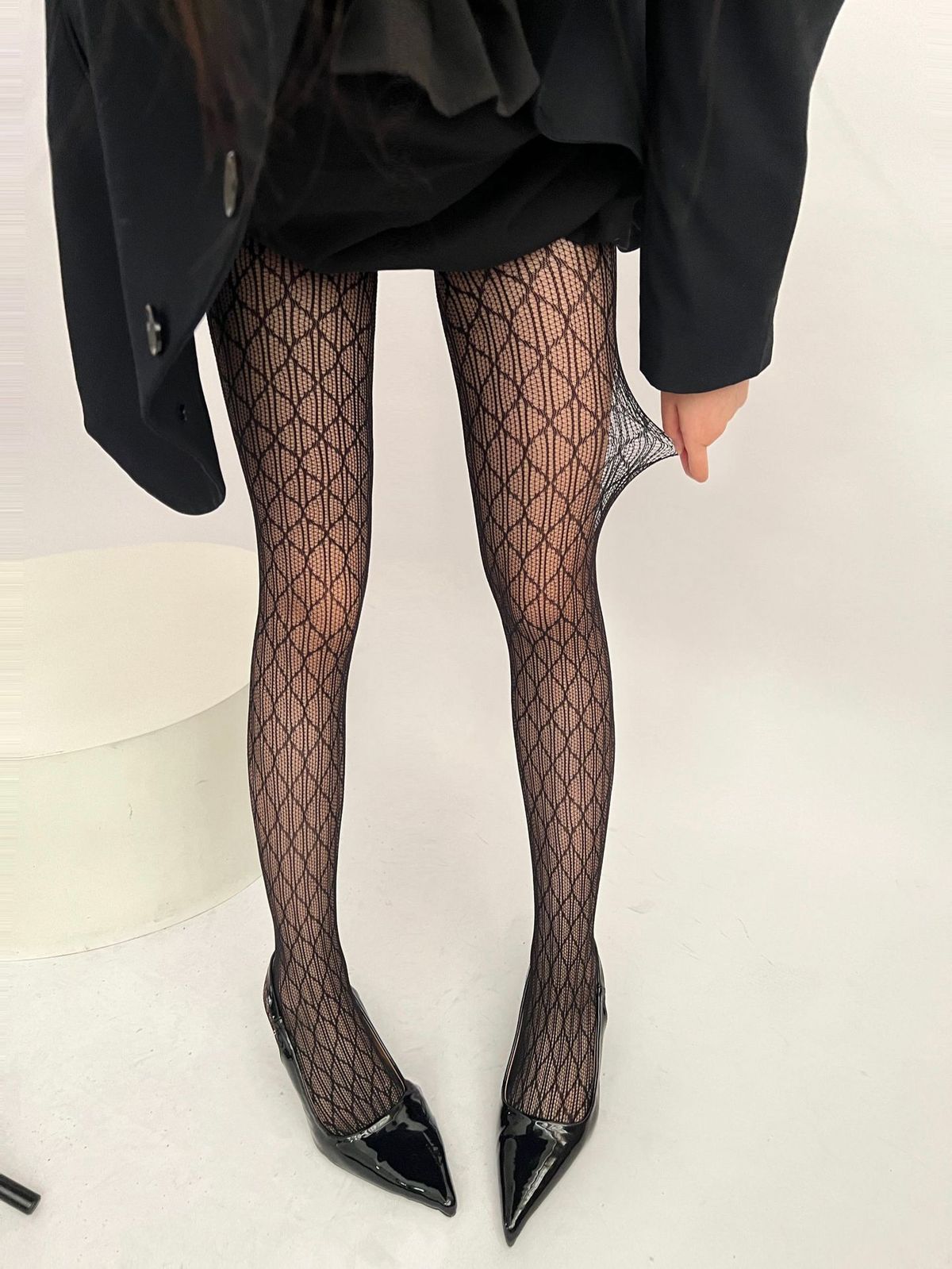 Silk Stockings Romantic Vertical Diamond Hollow Lace Fishnet Stockings Pure Desire Style White Anti Snagging Bottoming Pantyhose_viptrois.com