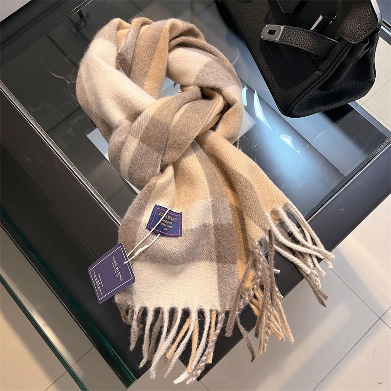 New Mini-Size British-Style Checkered Scarf, Neckwarmer, And Shawl_viptrois.com