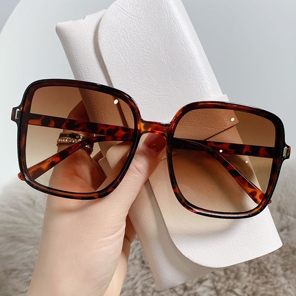 Vintage Oversized Square Sunglasses 2025, Women's Fashion, Color Gradient, Outdoor Sunglasses, Retro, Female_viptrois.com
