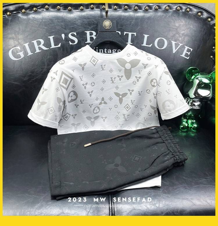 Men's Summer Casual Short-Sleeve & Shorts Set – Premium Style, 2026 New Trendy Fashion Outfit_viptrois.com