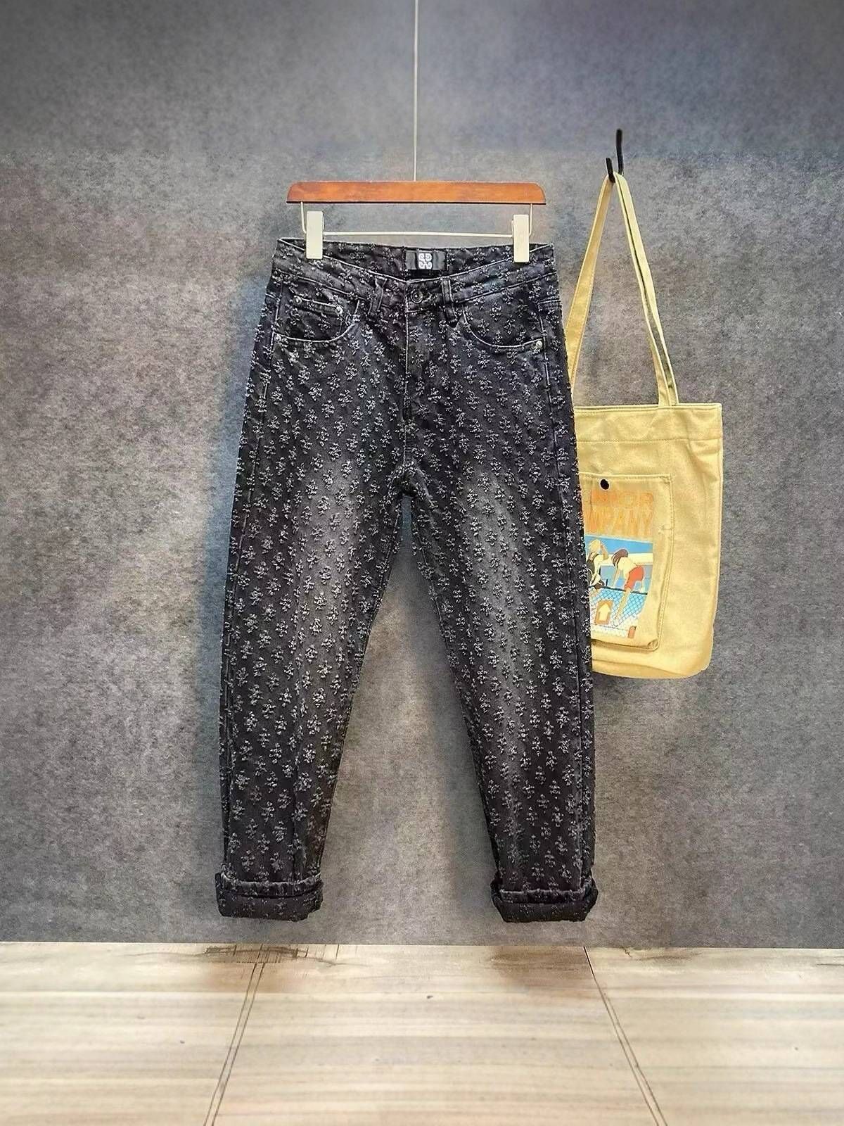 Men's Clothing High Street Jeans, Men And Women's Same Fashion Brand Jacquard All-matching Casual Loose Straight Couples Wide-leg Long Pants_viptrois.com