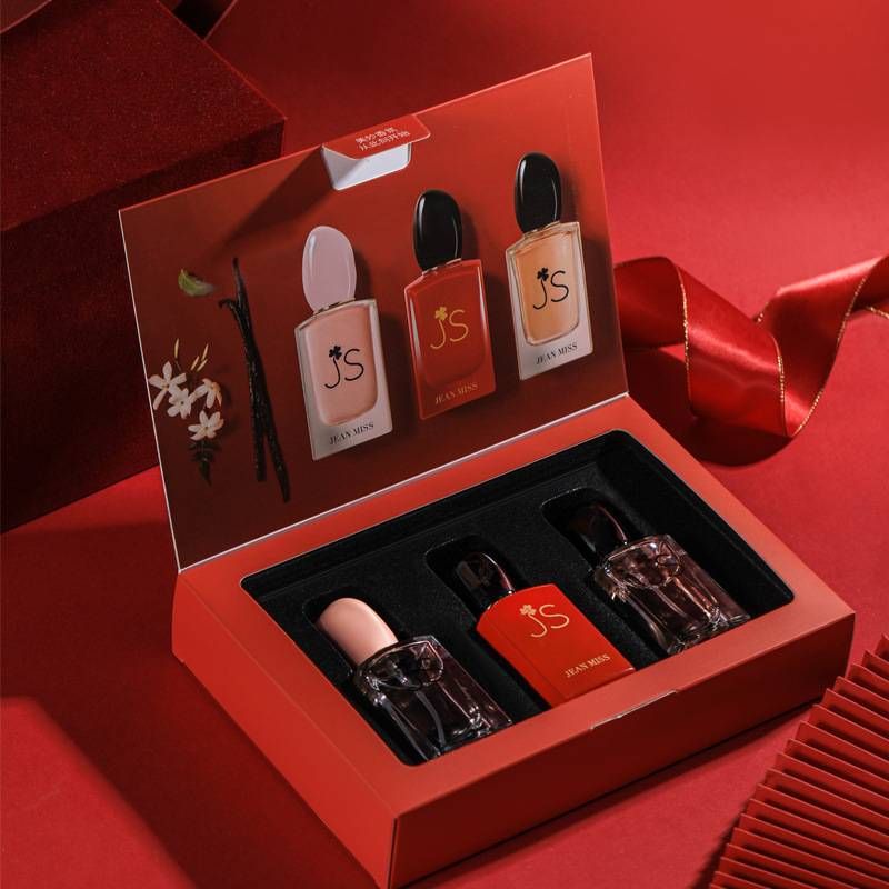 Classic Beloved Women's Perfume Set_viptrois.com