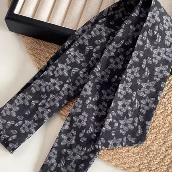 Early Spring Forest Fresh Black Flower Silk Scarf, Headscarf, Strap, Style, Versatile, High End Outing_viptrois.com