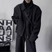 2025 Spring/Autumn New Loose Dark Style Design Wide Shoulder Flying Jacket For Men, Simple And Fashionable Flip Collar Short Long Sleeve Jacket_viptrois.com