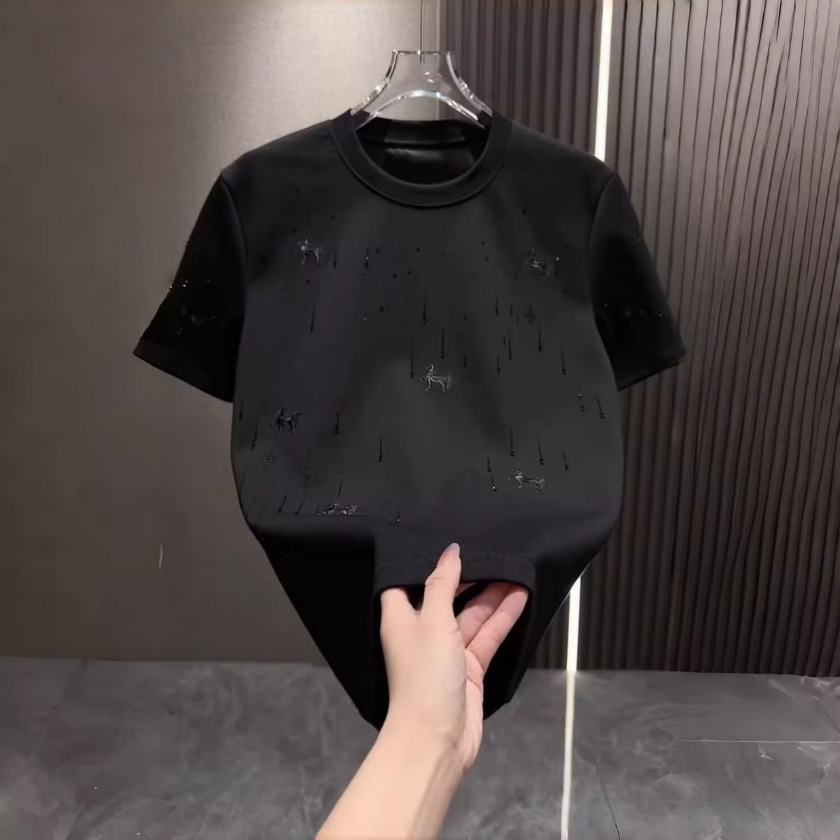 Men's Clothing Summer Fashionable Crew Neck T-Shirt For Men Trendy Elegant Short Sleeve With Rhinestones And Embroidery Handsome Top_viptrois.com