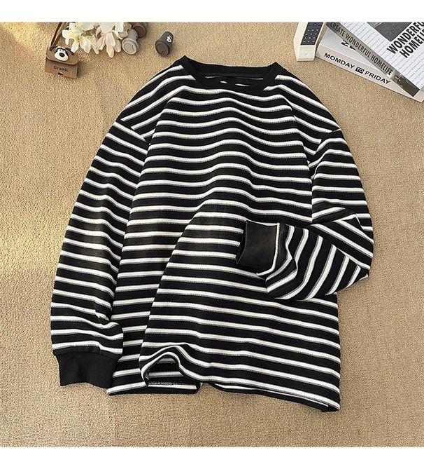 Black White Striped Long-sleeve T-shirt For Men, Spring Trendy Cleanfit Top, Loose And Casual Round-neck Base Shirt_viptrois.com