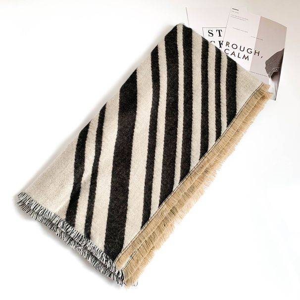 Unisex Women's wide striped scarf Geometric pattern square shawl thickened warm scarf_viptrois.com
