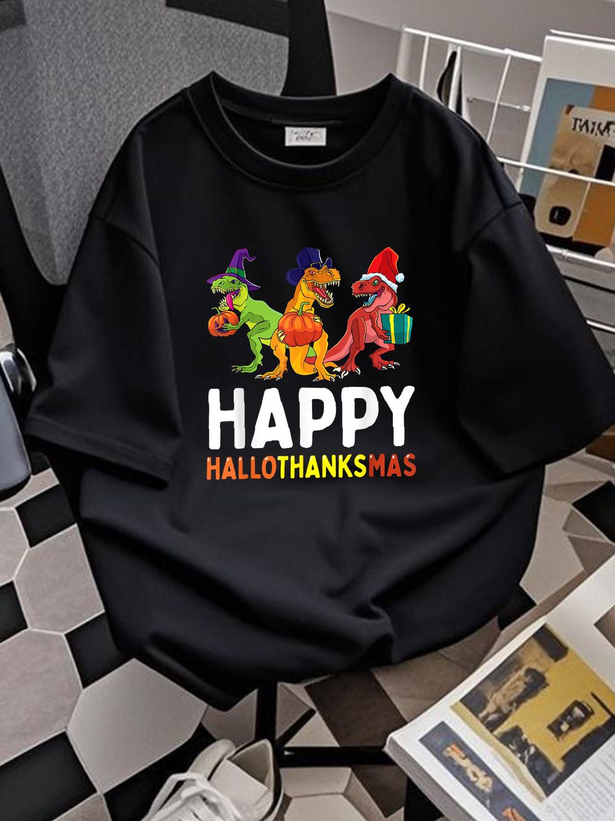 Dinosaur Halloween Thanksgiving Christmas HalloThanksMas T-Shirt Women Top Graphic Tees Streetwear Female Versatile Slightly Stylish Summer Unisex T-Shirt For Women Casual Breathable Soft Stretched Top For Everyday Wear Designer Clothes Casual_viptrois.com