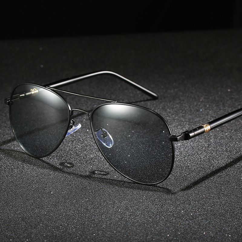 Classic Men's Polarized 209 Metal Spring Leg Sunglasses Color Changing Glasses Trend_viptrois.com