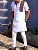 New Muslim Long Sleeve Embroidery Simple Classic Men's Suit_viptrois.com