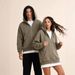 "Men's Zip-Up Fleece Hoodie – 52% Cotton Slim Fit Pullover With Ribbed Hem (Black, Customizable)"_viptrois.com