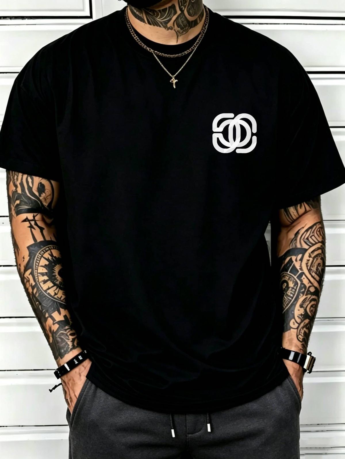 100% Cotton Men Casual T-shirt Interlocking Geometric Pattern Print Crew Neck Short Sleeve Daily Streetwear Top_viptrois.com