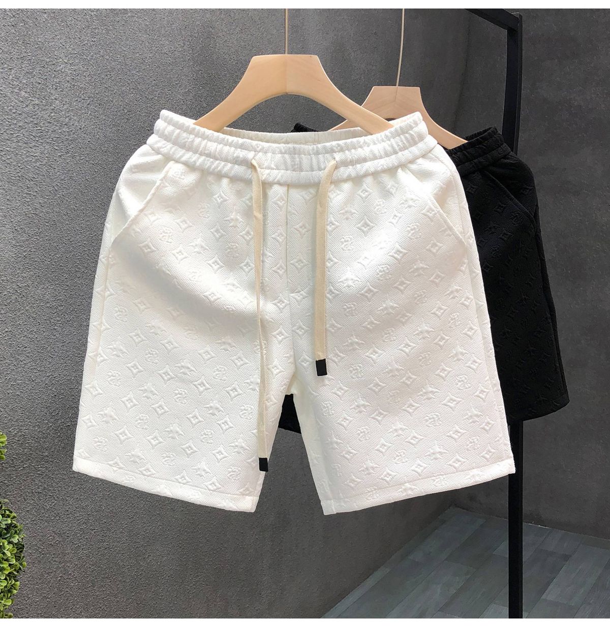 Men's Clothing White Jacquard Shorts Men's Summer Trendy Brand Five Quarter Pants New Men's Half Pants_viptrois.com