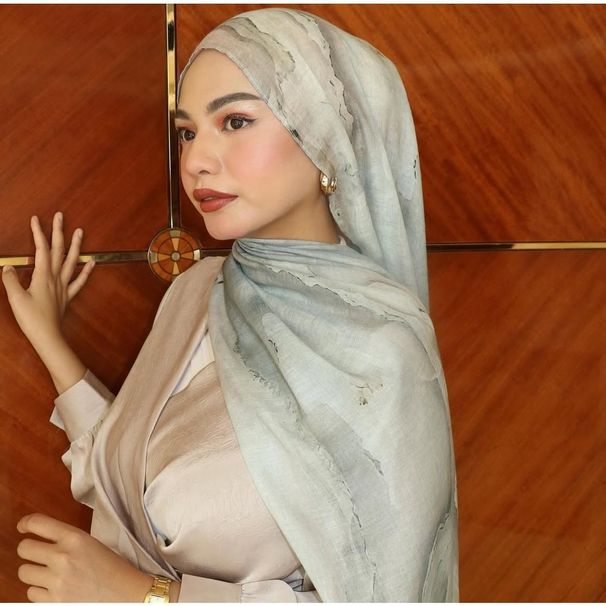 Muslim Headscarf Muslim Scarf Watercolor Series Cotton Shawl Satin Printed Scarf Ethnic Headscarf Women's Scarf 180*80cm_viptrois.com