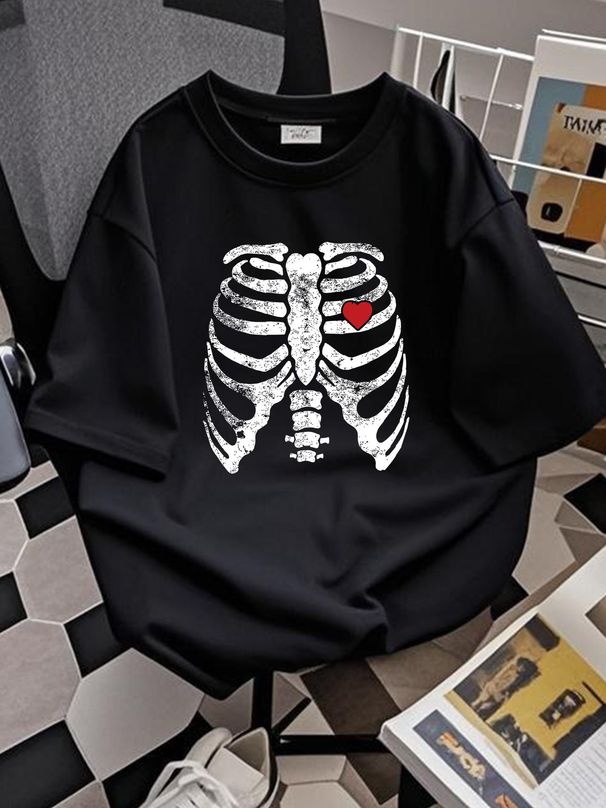 Skeleton Heart Rib Cage X-Ray Adult Funny Halloween T-Shirt Fashion Summer Graphic Top For Everyday Wear Stylish Breathable Casual Streetwear_viptrois.com