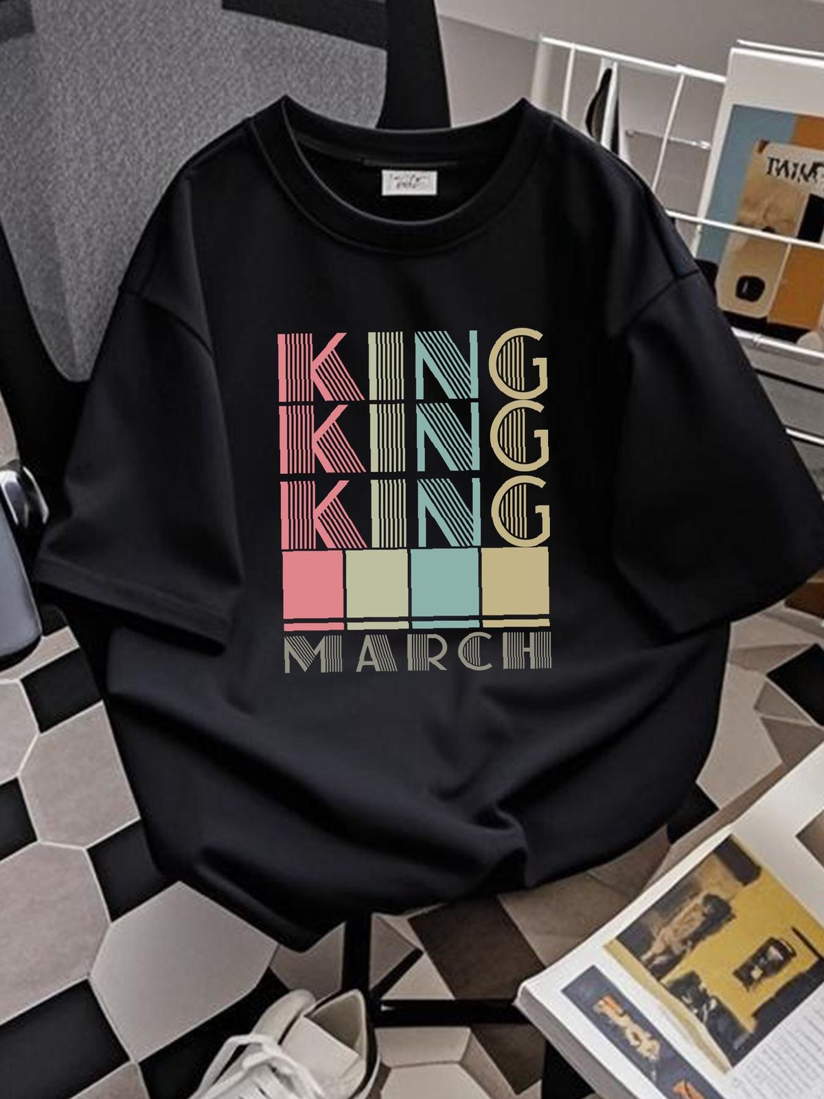 1975 King Are Born In March T-Shirt Versatile Summer Slightly Fashion Top For Everyday Wear Casual Graphic Soft Comfortable Unisex Homme_viptrois.com