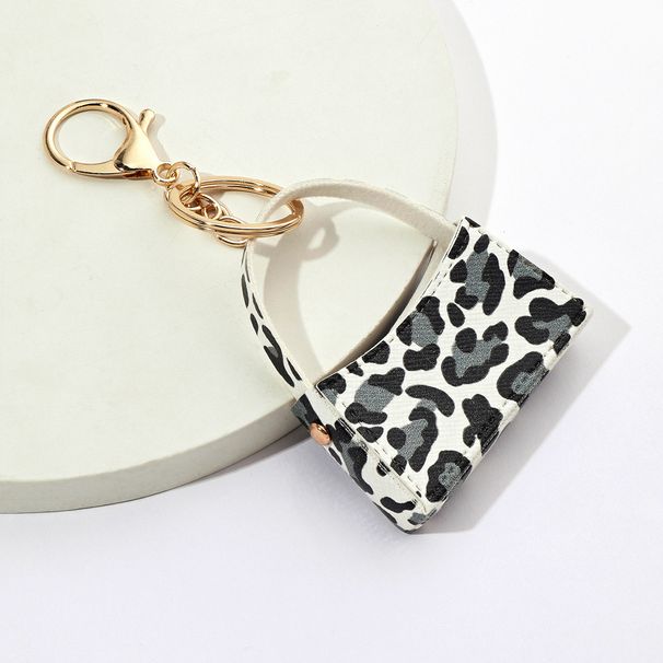 Bag Charms Leopard Print Small Curved Bag Keychain Pendant PU Leather Coin Purse Keychain Cross Border Car Bag Pendant Accessories_viptrois.com