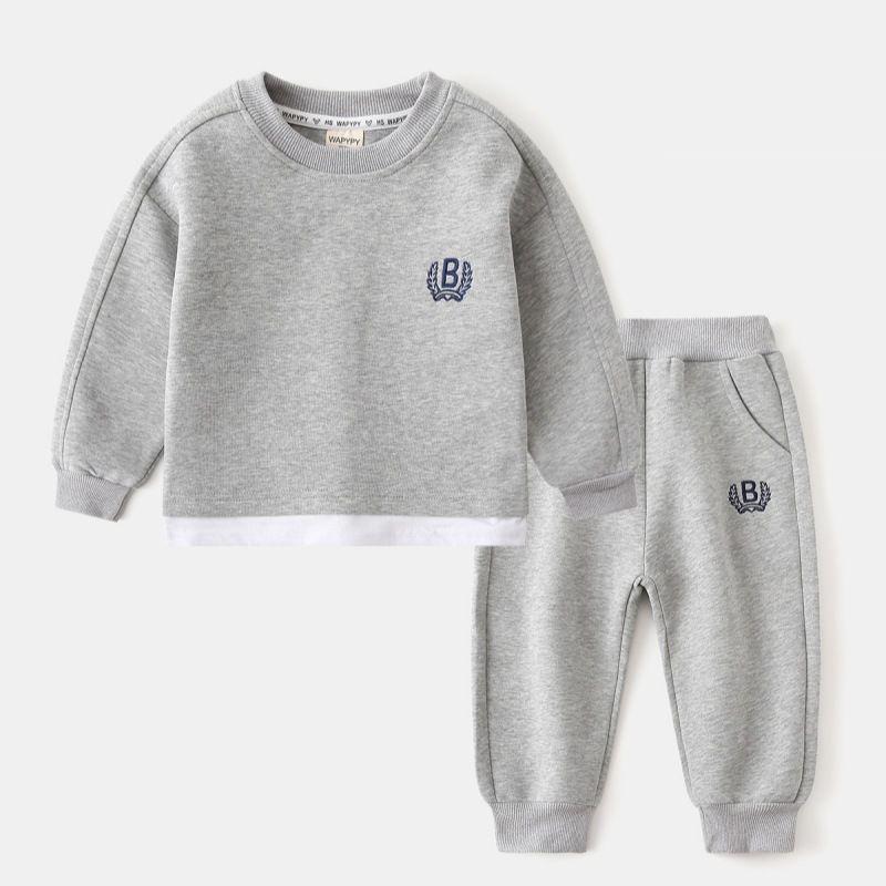 Mother & Kids Fashion Korean Suit New Children's Sweatshirt Sports Pants Two Piece Suit Boys Two Piece Sports Suit Trendy_viptrois.com