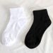 Off-the-shelf sports socks Women's ankle high socks Running hiking low top socks Wicking cotton short tube socks for women_viptrois.com