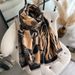 Unisex Autumn and winter new flower cashmere scarf women's air conditioning shawl fashion temperament thick scarf_viptrois.com