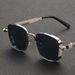 2025 Polarisierte Sonnenbrille Für Herren, Hochwertig, Hübsch, Zum Fahren, Speziell, Anti-UV, Hochwertige Metall-Punk-Modetrends-Sonnenbrille_viptrois.com