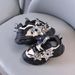 Girls' Shoes Autumn New Style LED Light Shoes Sports Mesh Shoes Small Children's Running Shoes Girls Dad Shoes_viptrois.com
