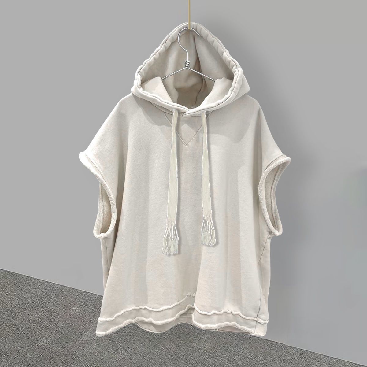 Men's Hooded Sleeveless T-Shirt – Oversized Streetwear Tank Top For Summer, Gym & Casual Outfits (Black, White)_viptrois.com