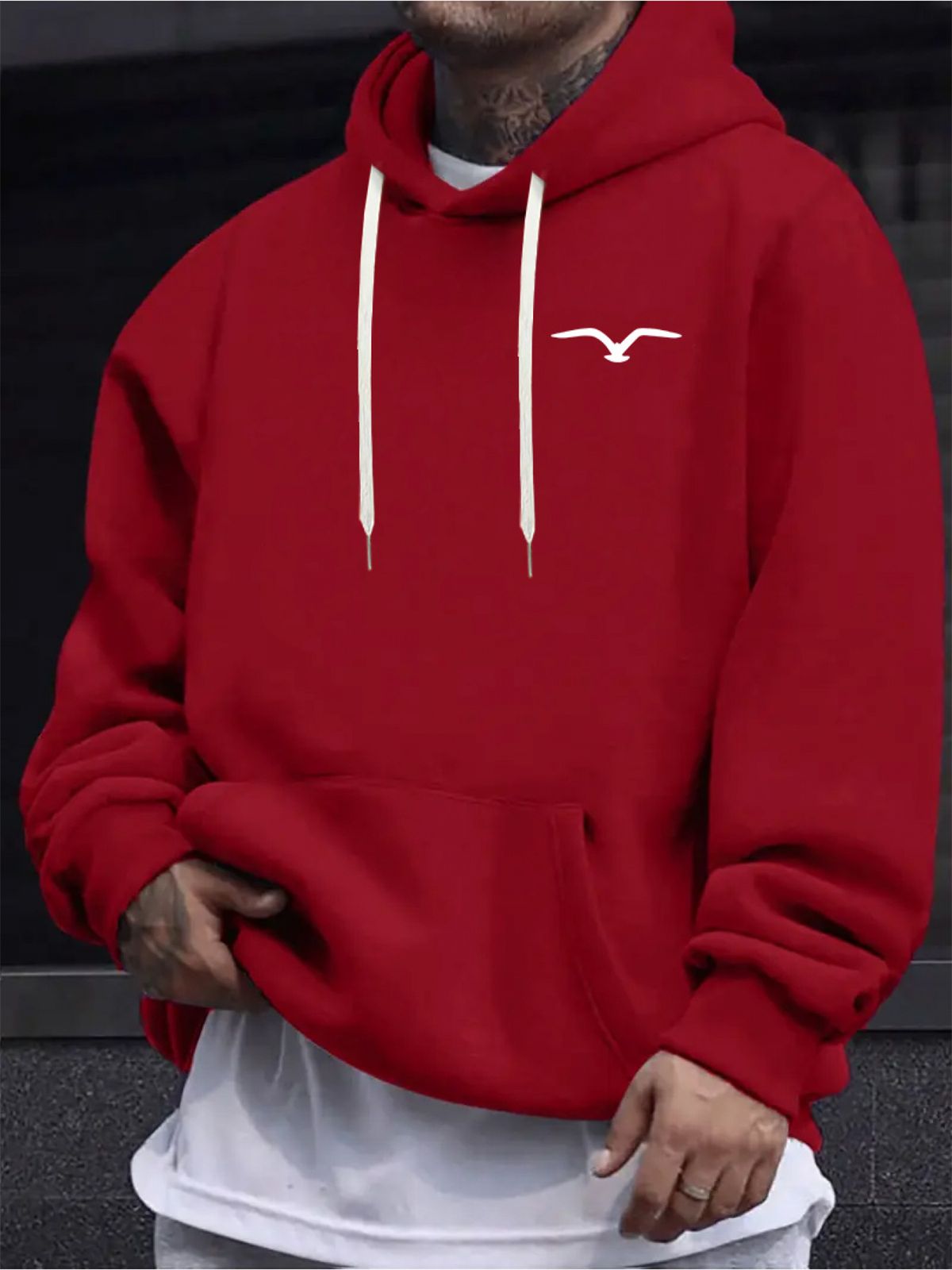 Men's Autumn And Winter Casual And Fashionable Loose Hooded Sweatshirt With Bird Silhouette Print Long Sleeved Warm Pullover Sweater_viptrois.com