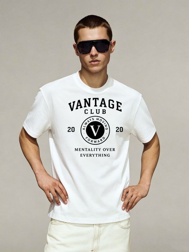 Vintage Oversized Vantage Club Badge Graphic T-Shirt Men's Casual Streetwear Tee_viptrois.com