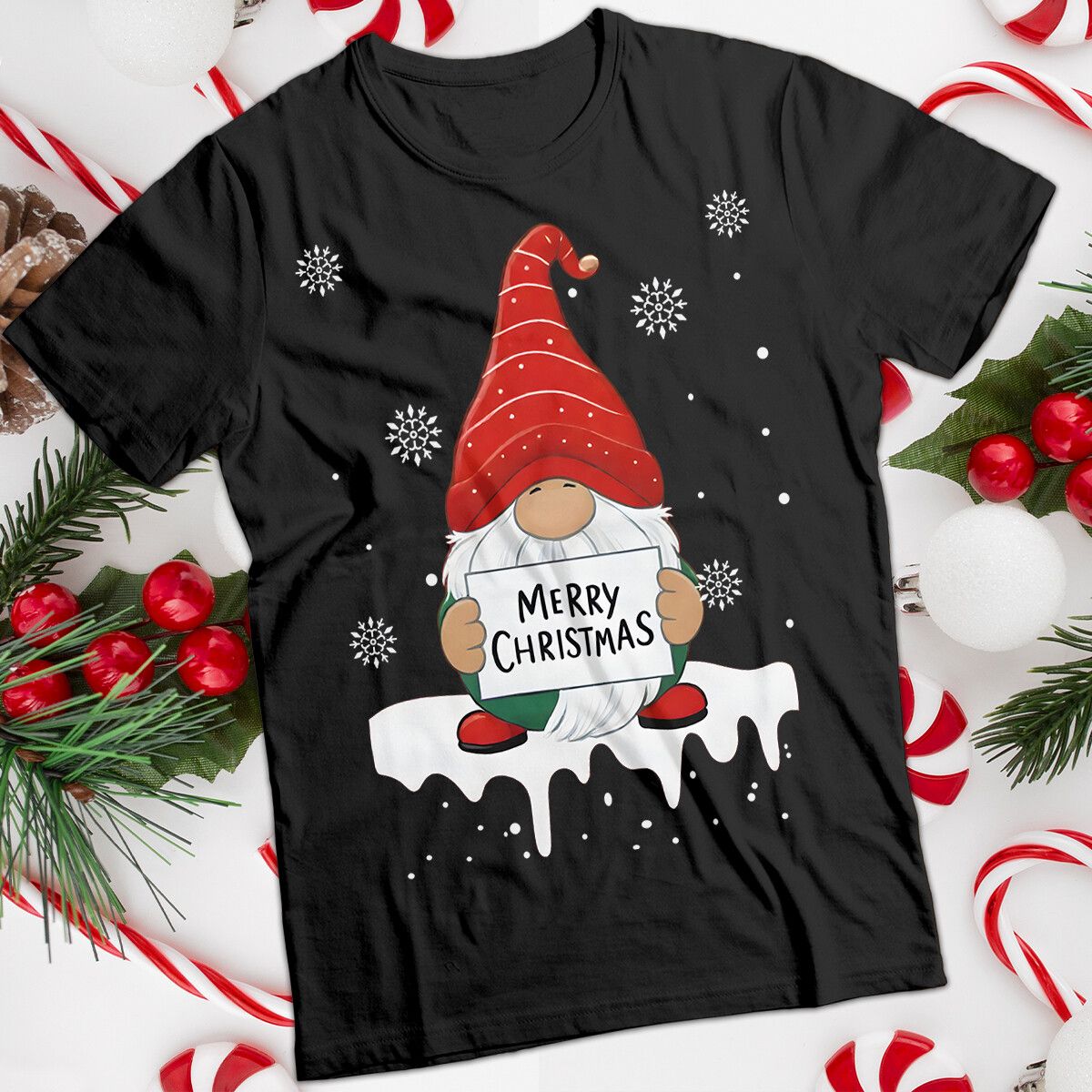 Mens And Womens Cute Gnome Christmas T-Shirt Mens Womens Tees Top Tee #MC_viptrois.com