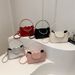 Beaded Personalized Peach Heart Handbag For Women 2024 Summer New Collection Solid Color Fashion Single Shoulder_viptrois.com