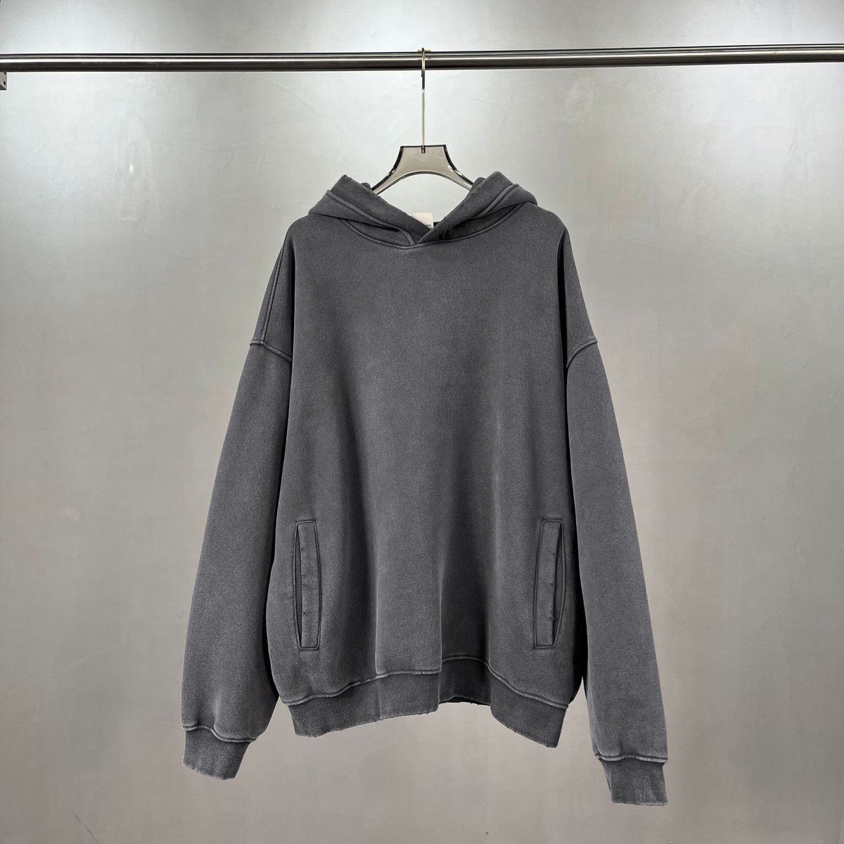 New Unisex Oversized Hoodie – Wax-Dye Distressed Fleece-Lined Pullover With Patch Pockets_viptrois.com