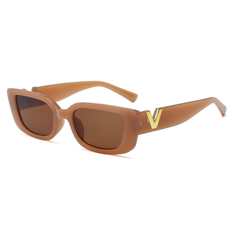 Small Square Sunglasses Trendy Hipster UV400 Shades For Women Lightweight Retro Fashion Glasses With Thin Metal Frame_viptrois.com