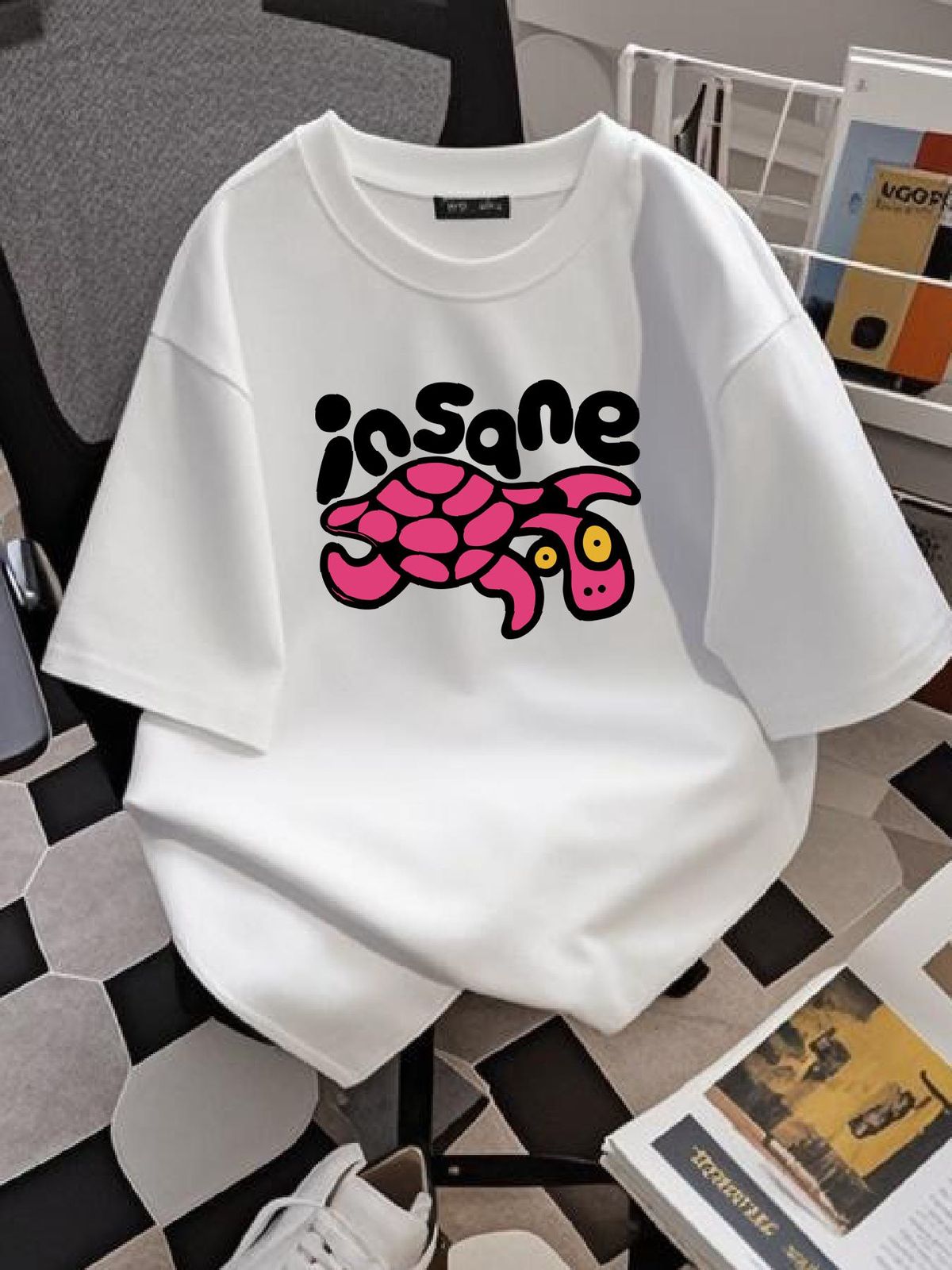 RED TURTLE INSANE SKATE VINTAGE 80S SKATEBOARDING T SHIRT DESIGNS Unisex Stretched Versatile Fashion Breathable Comfortable Streetwear Summer_viptrois.com