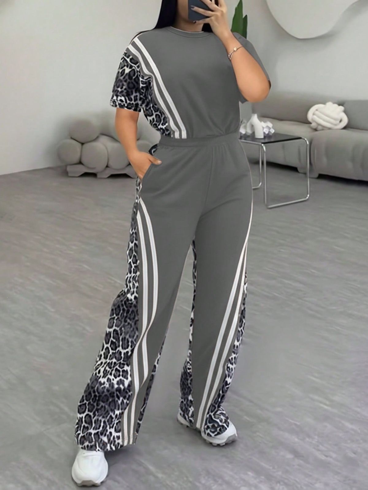 Animal Print Short Sleeve T-Shirt And Straight Leg Pants Lounge Set, Casual Two Piece Outfit For Women, Comfortable Daily Wear_viptrois.com