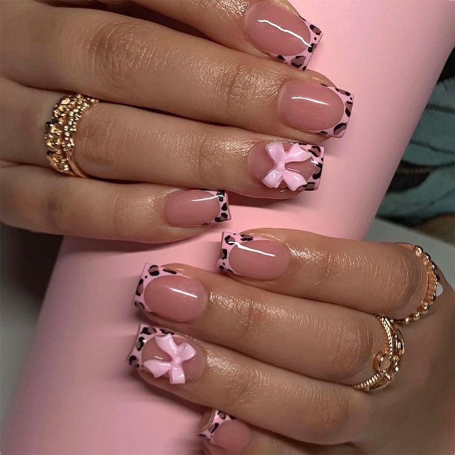 Short Bright Face Europe And The United States Cross-border Foreign Trade Pink Leopard Contrast Color Bow Wearing Armor False Nails Removable 24 Piece_viptrois.com