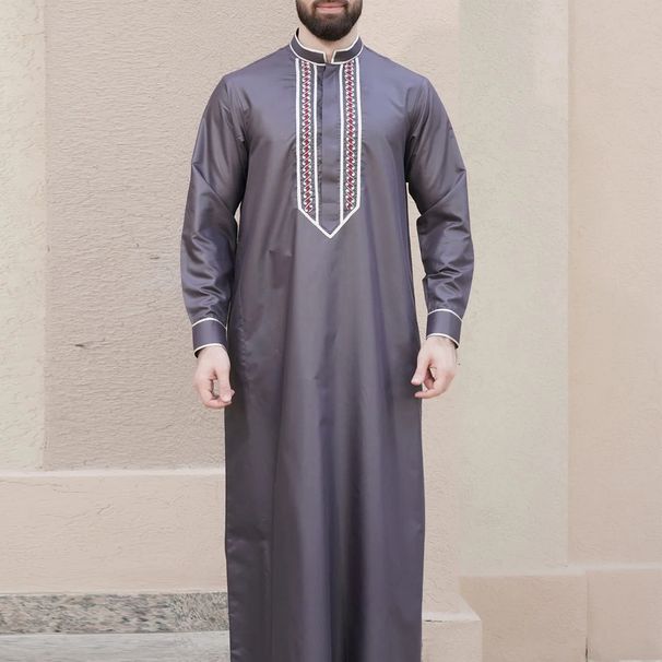 New Cross-Border Foreign Trade Islamic Long Sleeve Loose Embroidered Stand Collar Ethnic Style Arabic Men's Robe_viptrois.com