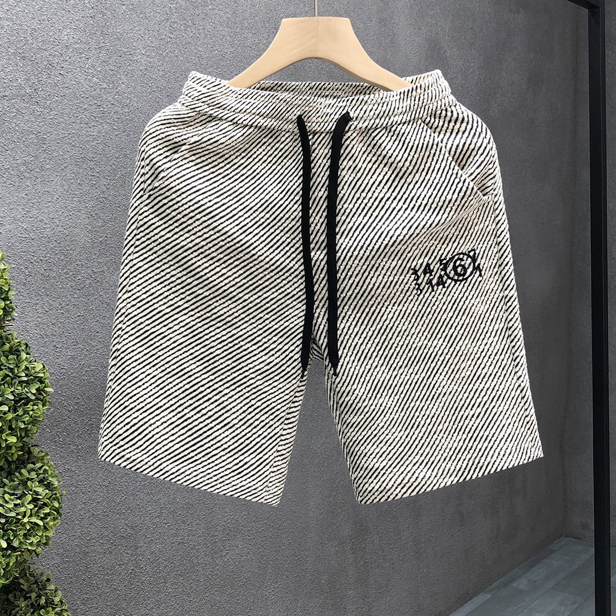 Men's Clothing High End Twill Embroidered Shorts Summer Loose Straight Large Pants Casual Outer Wear Five Point Sports Pants_viptrois.com