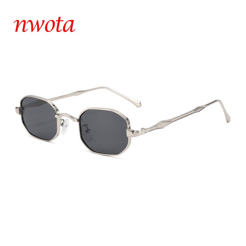 New Design Small Diamond Metal Frame Polygonal Sunglasses Multi Color Gradient Sunglasses_viptrois.com