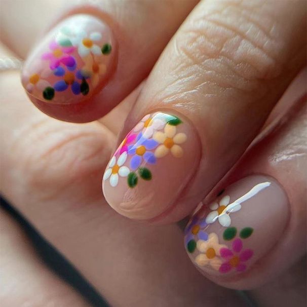 Short bright fresh fashion colorful flowers wear nail pieces European and American foreign trade ins removable nail piece 24 pieces_viptrois.com