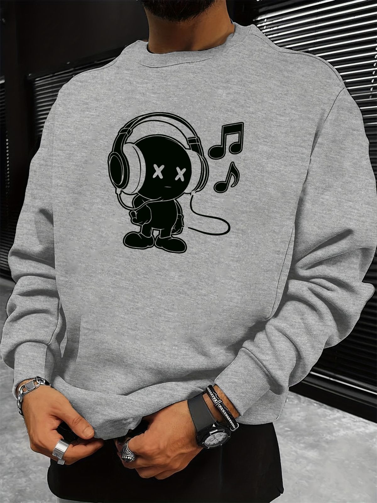 Men's Loose Casual Fashion Headphones With Printed Round Neck Long Sleeved Sportswear For Autumn And Winter_viptrois.com