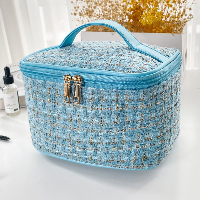 Women's Bags Celebrity Small Fragrance Style Cosmetic Bag Portable Large Capacity Portable Travel Wash Makeup Storage Bag Manufacturer Wholesale_viptrois.com
