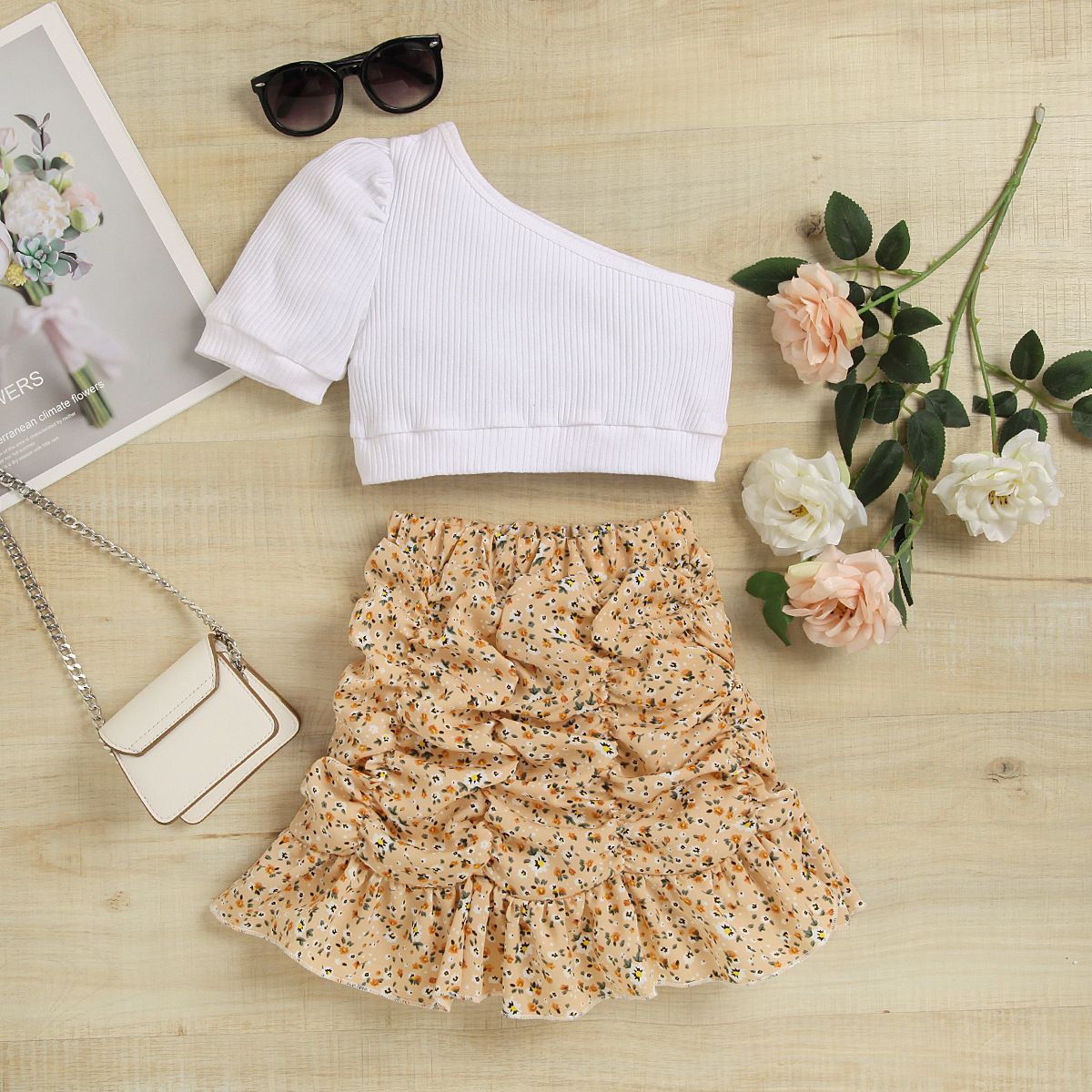 Mother & Kids Children's Clothing For Girls, Irregular Striped Oblique Shoulder Pullover, Floral Shrunken Ruffled Short Skirt, Children's Suit_viptrois.com