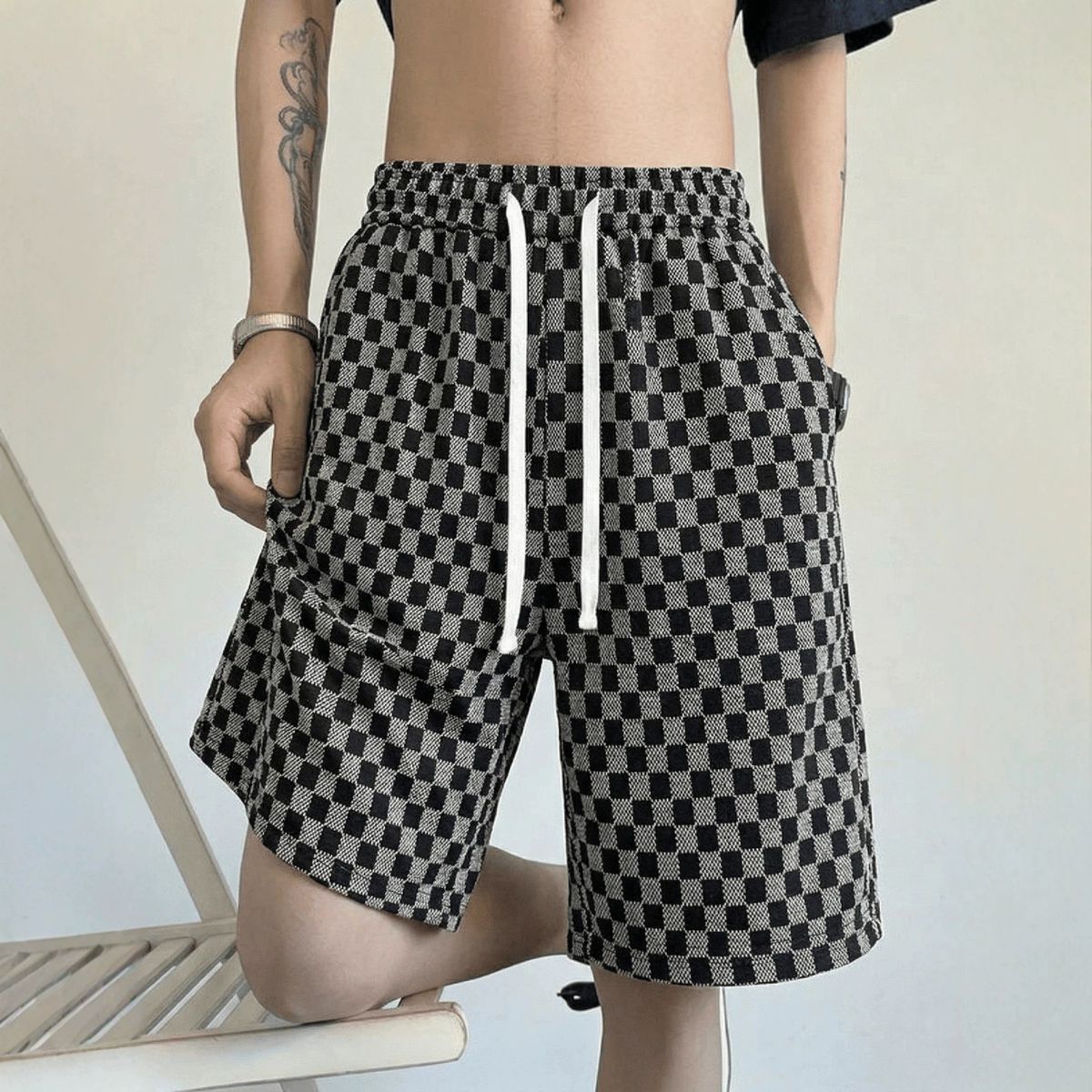 Men's Houndstooth Print Shorts Retro High Street Fashion 5-Inch Inseam Loose Fit Summer Casual Shorts_viptrois.com