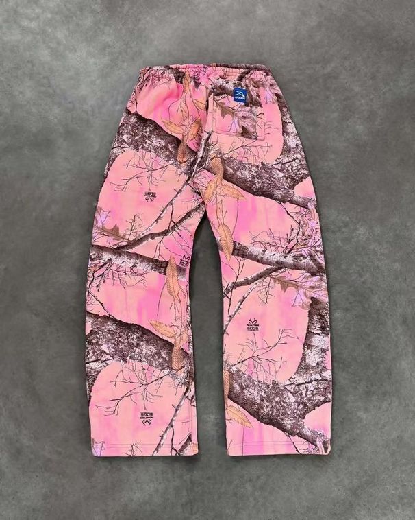 2025 New Leaf Pink Camouflage Sweatshirt Harajuku Pullover Aesthetic Couple Clothing Hoodie Jacket_viptrois.com