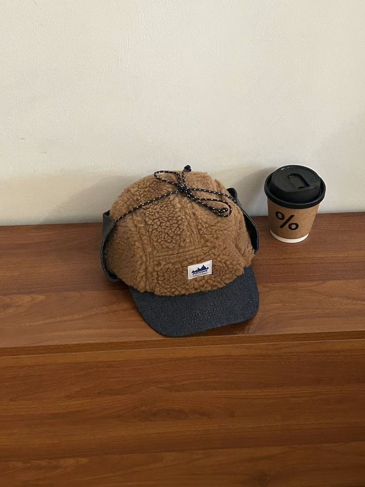 New 2024 Mountain Lamb Wool Thickened Warm Baseball Ear Protection Anti Freeze Lei Feng Hat Trendy Men And Women_viptrois.com